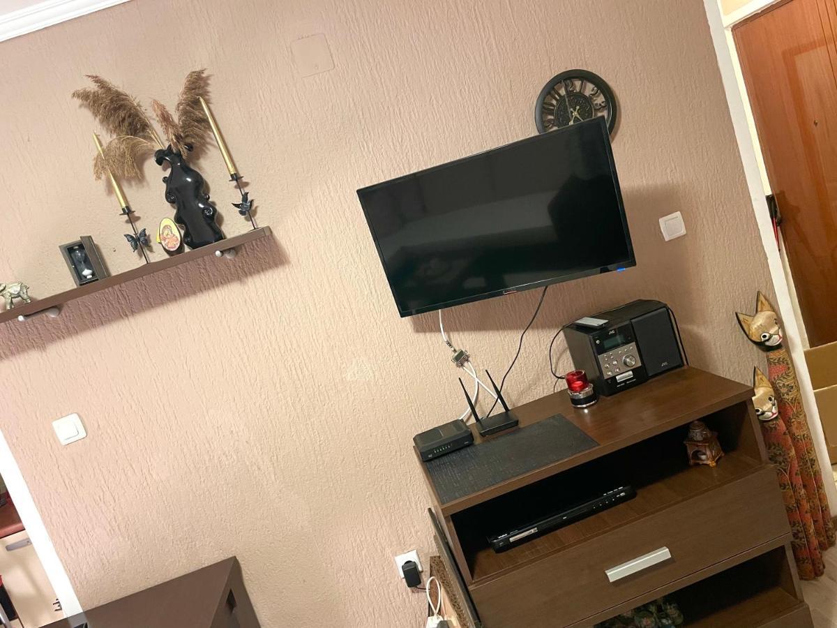 Studio Apartment For Rent In Budva Eksteriør bilde
